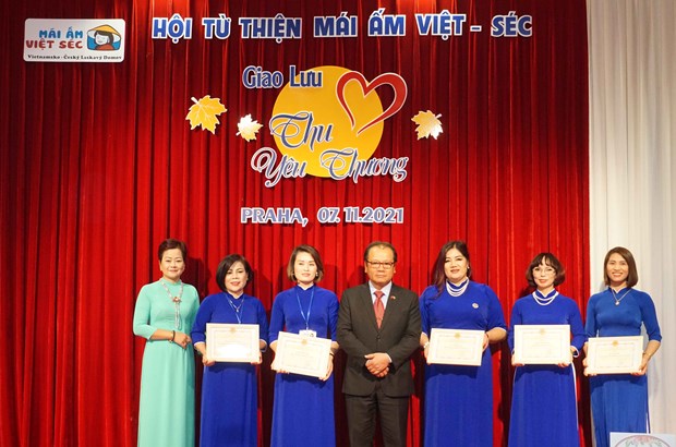 Vietnamese charity organization in Czech Republic held an exchange